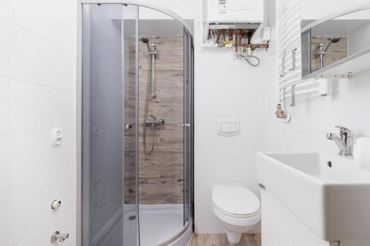 Apartment Bosacka Cracow By Noclegi Renters Krakow Dış mekan fotoğraf