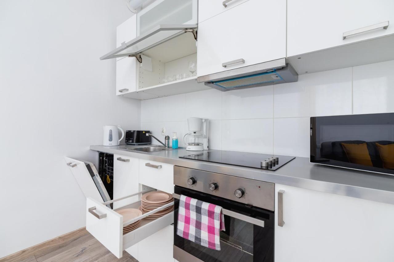 Apartment Bosacka Cracow By Noclegi Renters Krakow Dış mekan fotoğraf